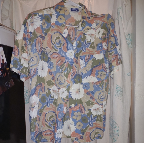 cape cod Tops - Vintage button up blouse